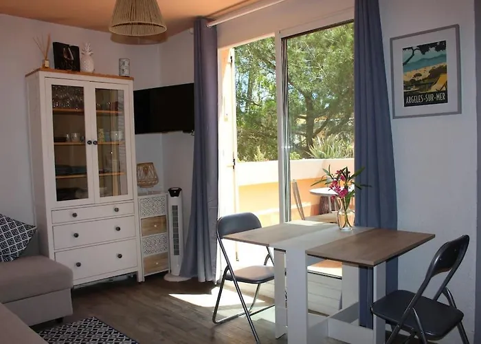 Au Calme Entre Les Pins A 300m De La Apartment *